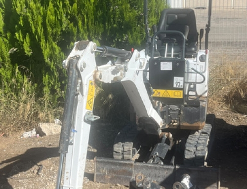 Miniexcavadora BOBCAT E08
